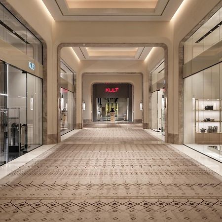 City Of Dreams Mediterranean - Integrated Resort, Casino & Entertainment Limassol Exterior foto The interior of the shopping mall