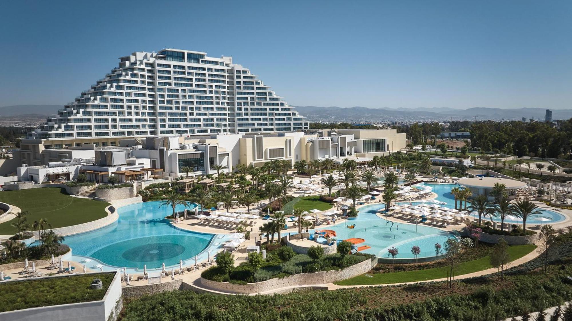 City Of Dreams Mediterranean - Integrated Resort, Casino & Entertainment Limassol Exterior foto The Atlantis Resort